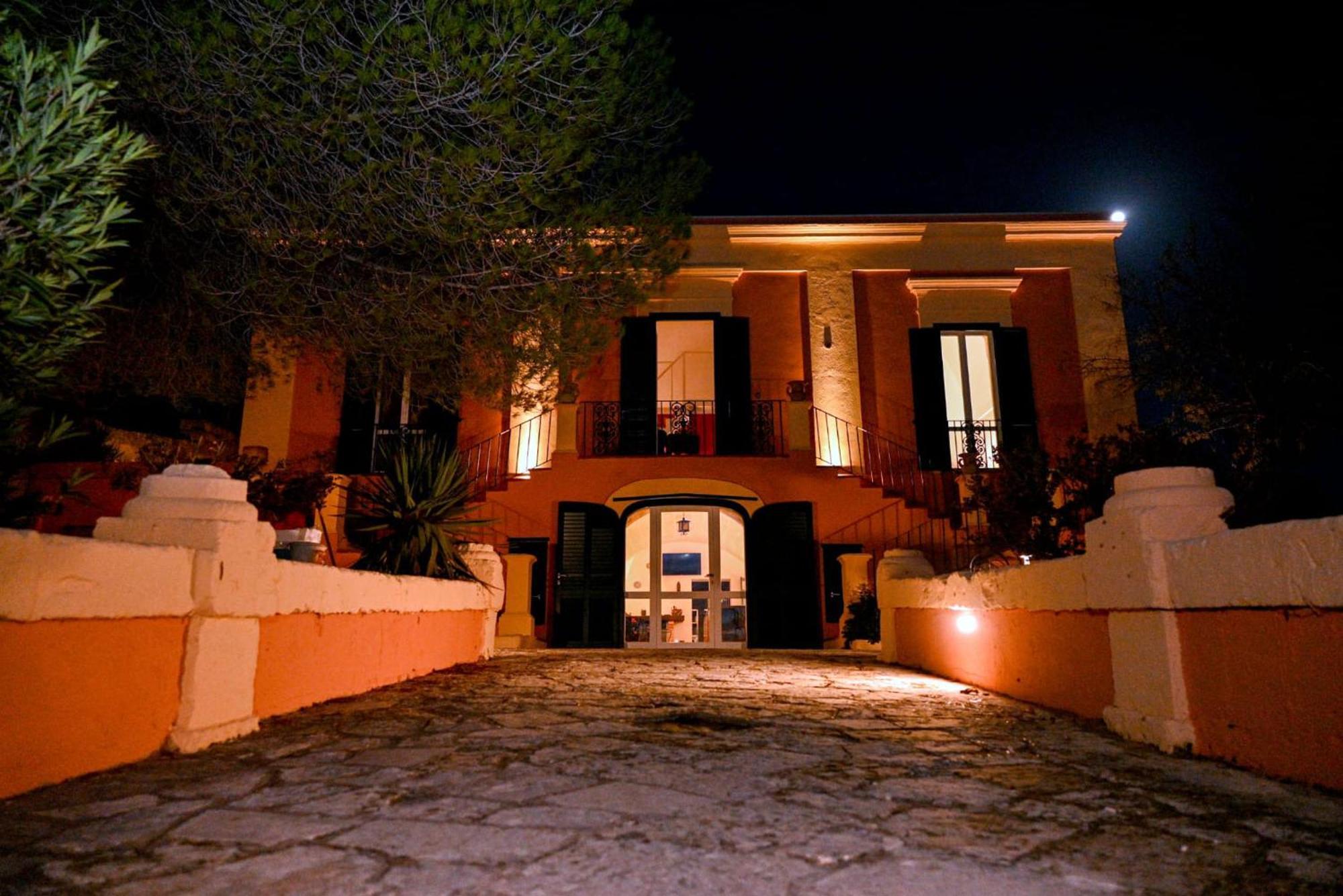 Villa Sine Tempore Fumarola Матера Екстериор снимка